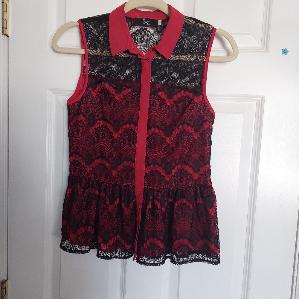 Sleeveless collar top